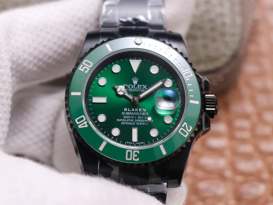 How to buy a Submariner clone watches for men in Bermuda?