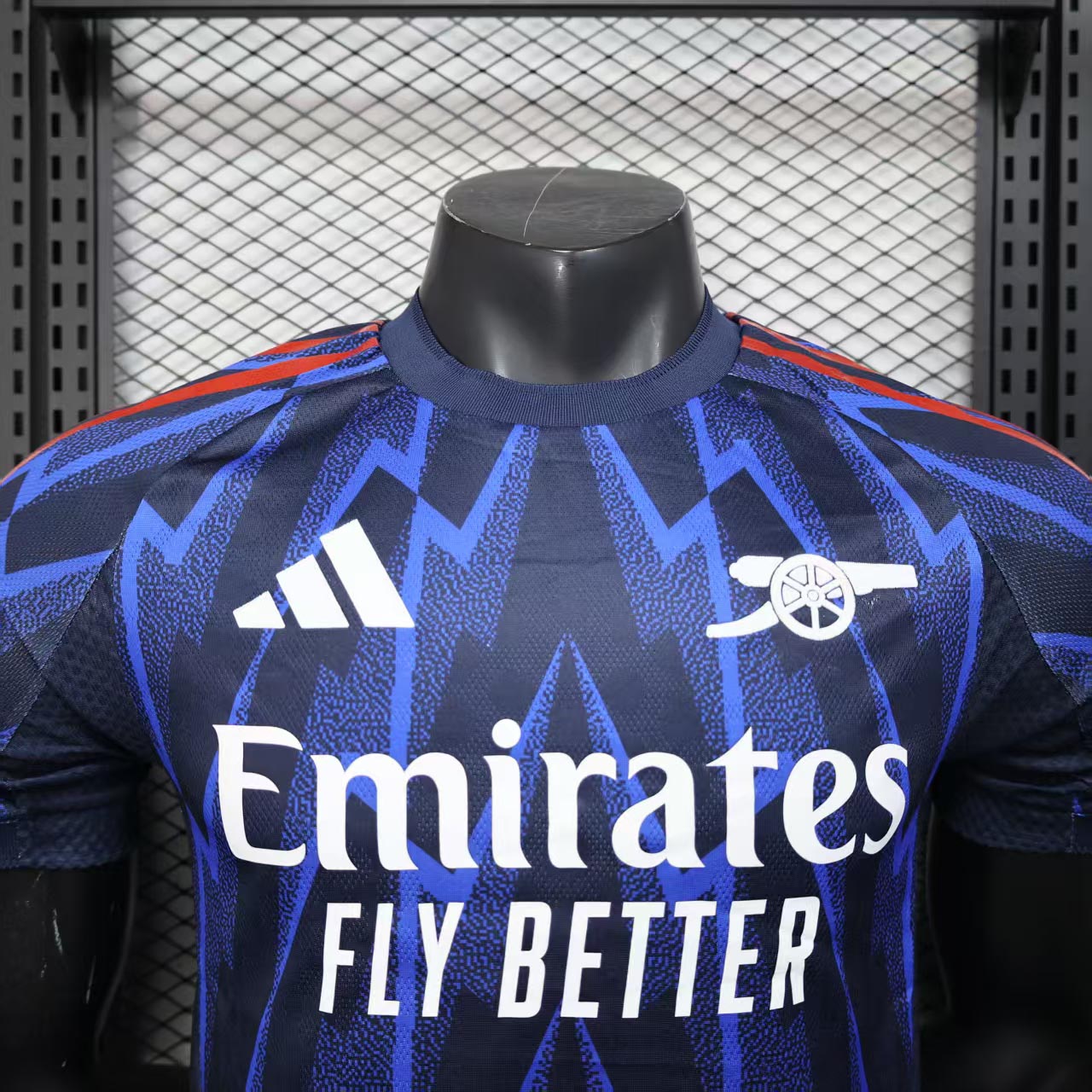 25-26 Arsenal Away Soccer Jersey Play Version - view 4
