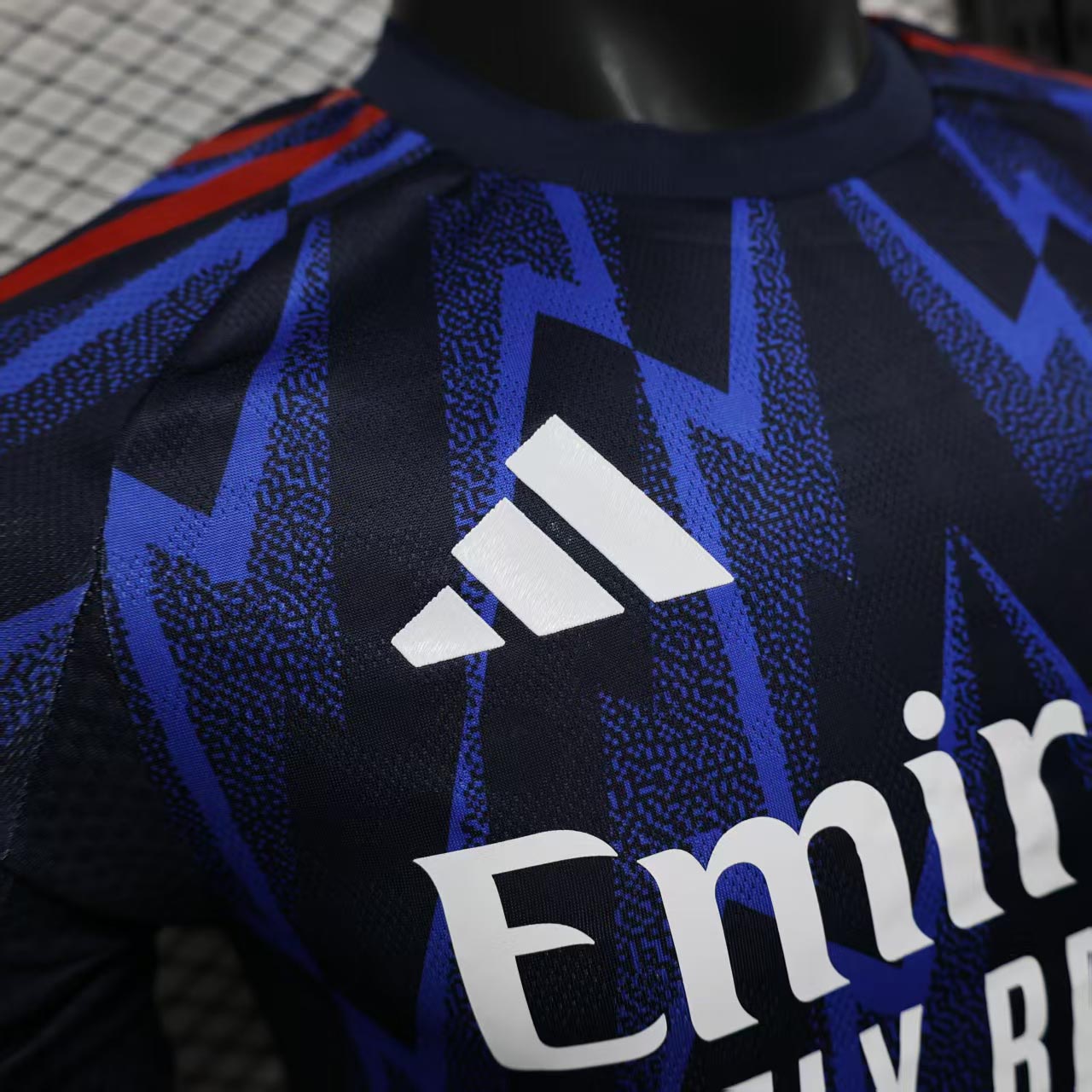 25-26 Arsenal Away Soccer Jersey Play Version - view 5