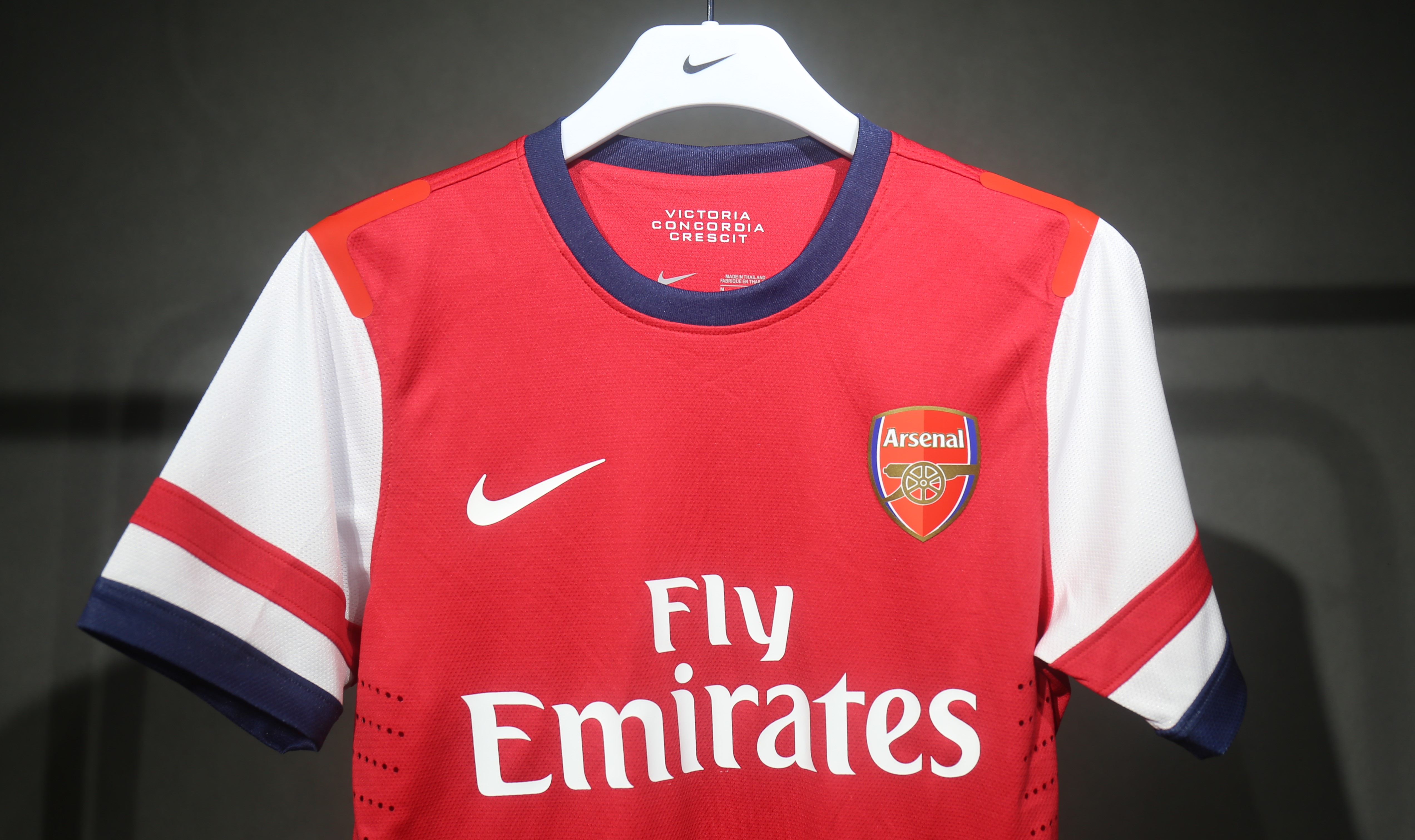 2012-13 Arsenal Home Retro Kit Vintage Shirt Player Edtion - view 4