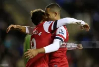 2012-13 Arsenal Home Retro Kit Vintage Shirt Player Edtion - view 22