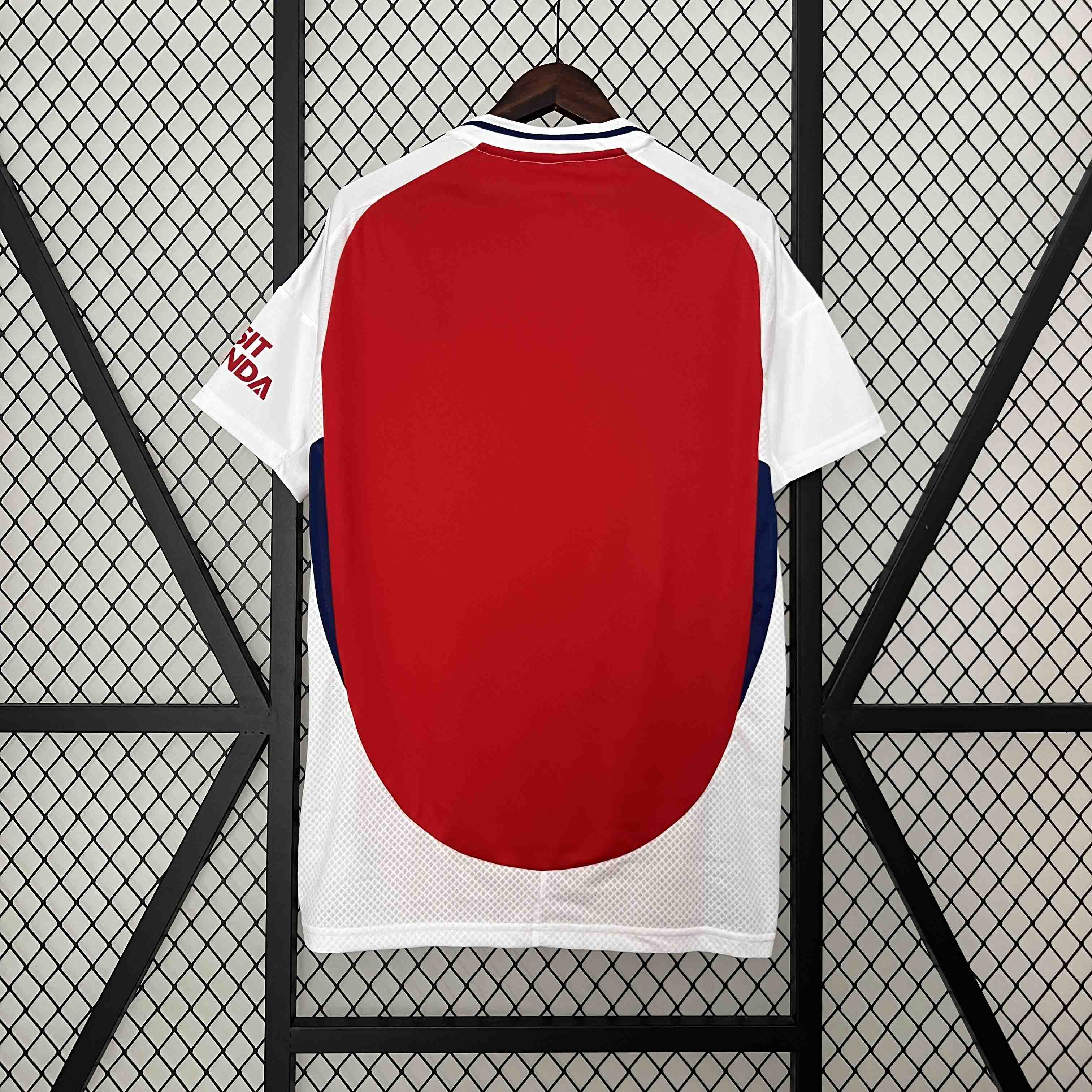 24-25 Arsenal Home Fan Version - view 3