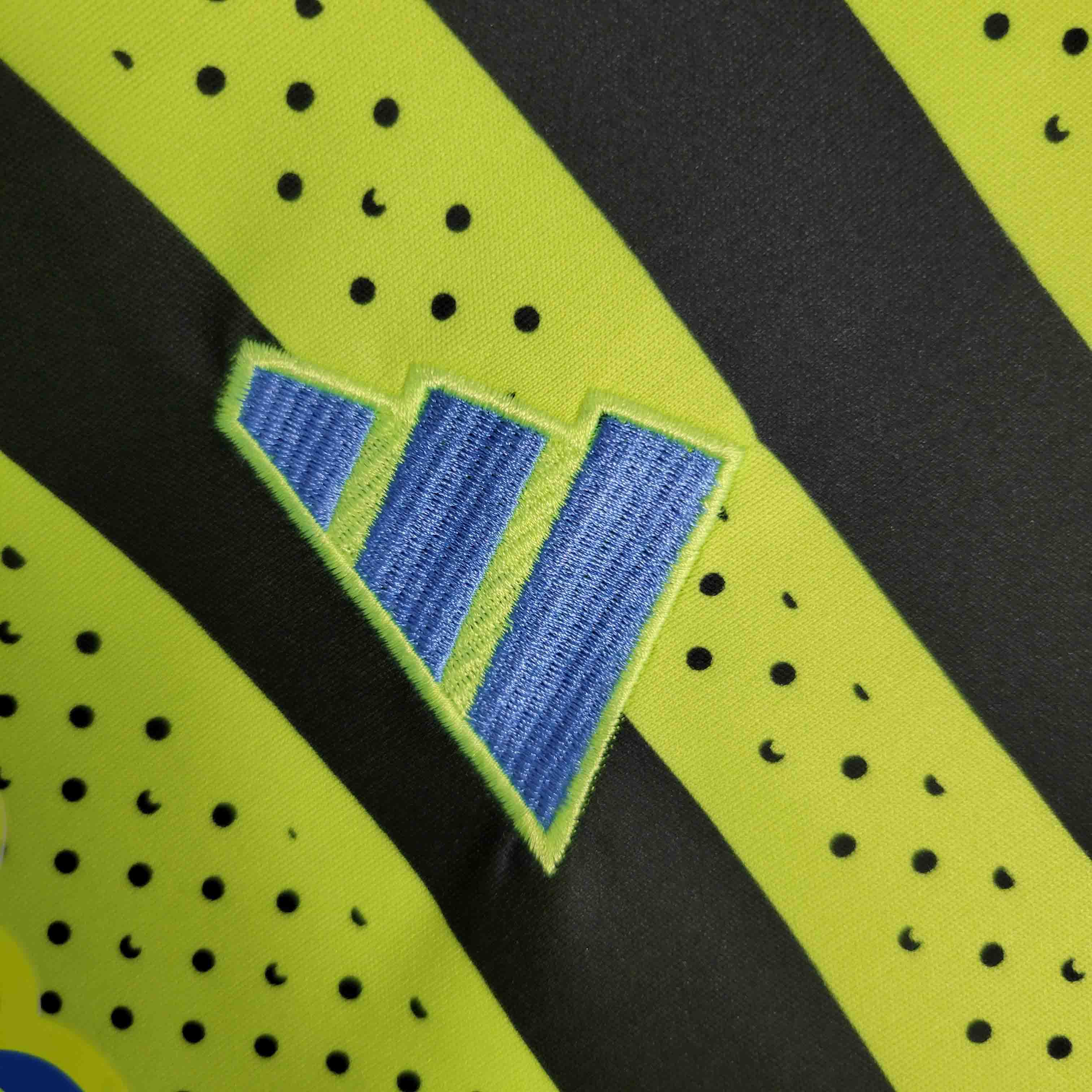 23-24 Arsenal Away Fan Version Jersey - view 8