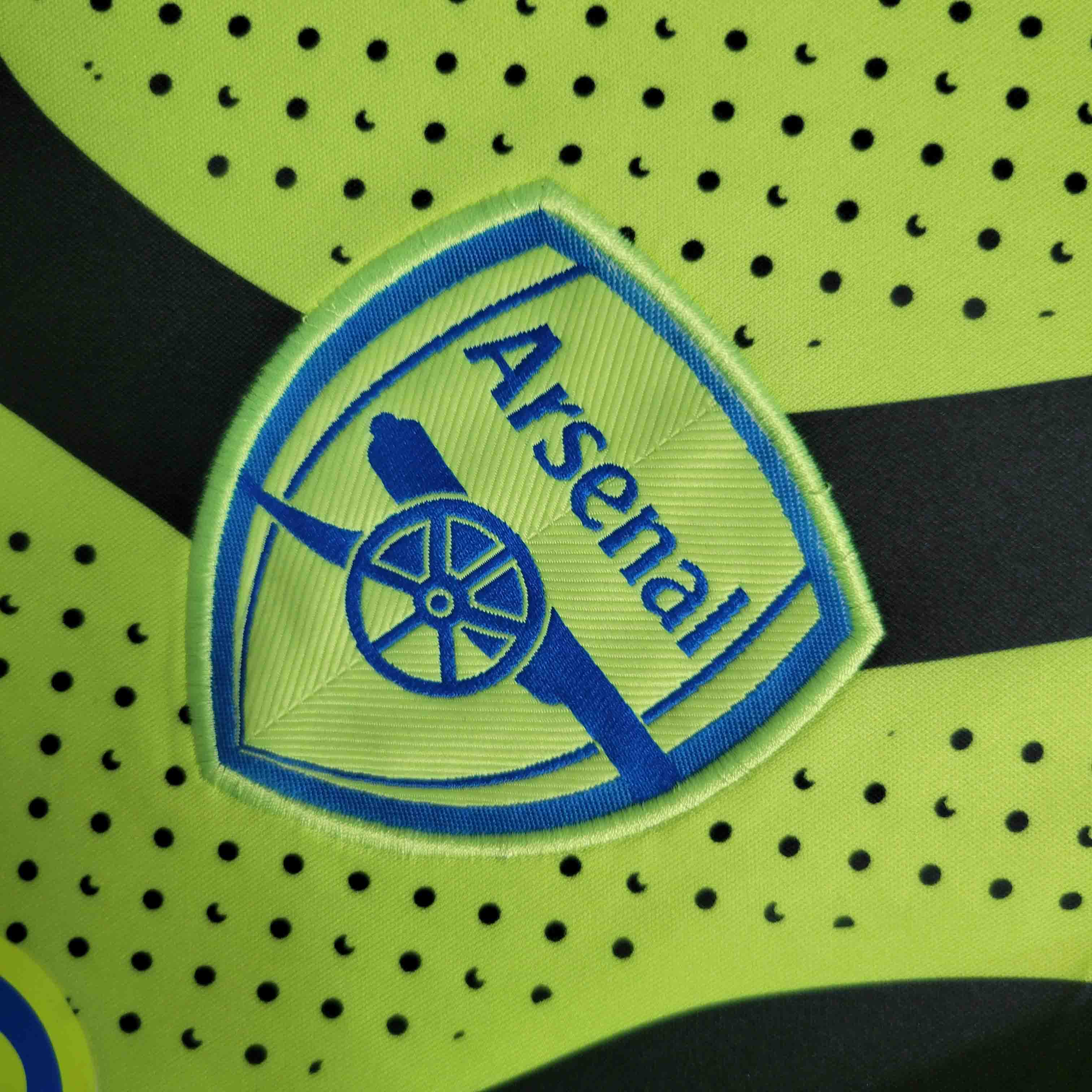 23-24 Arsenal Away Fan Version Jersey - view 9