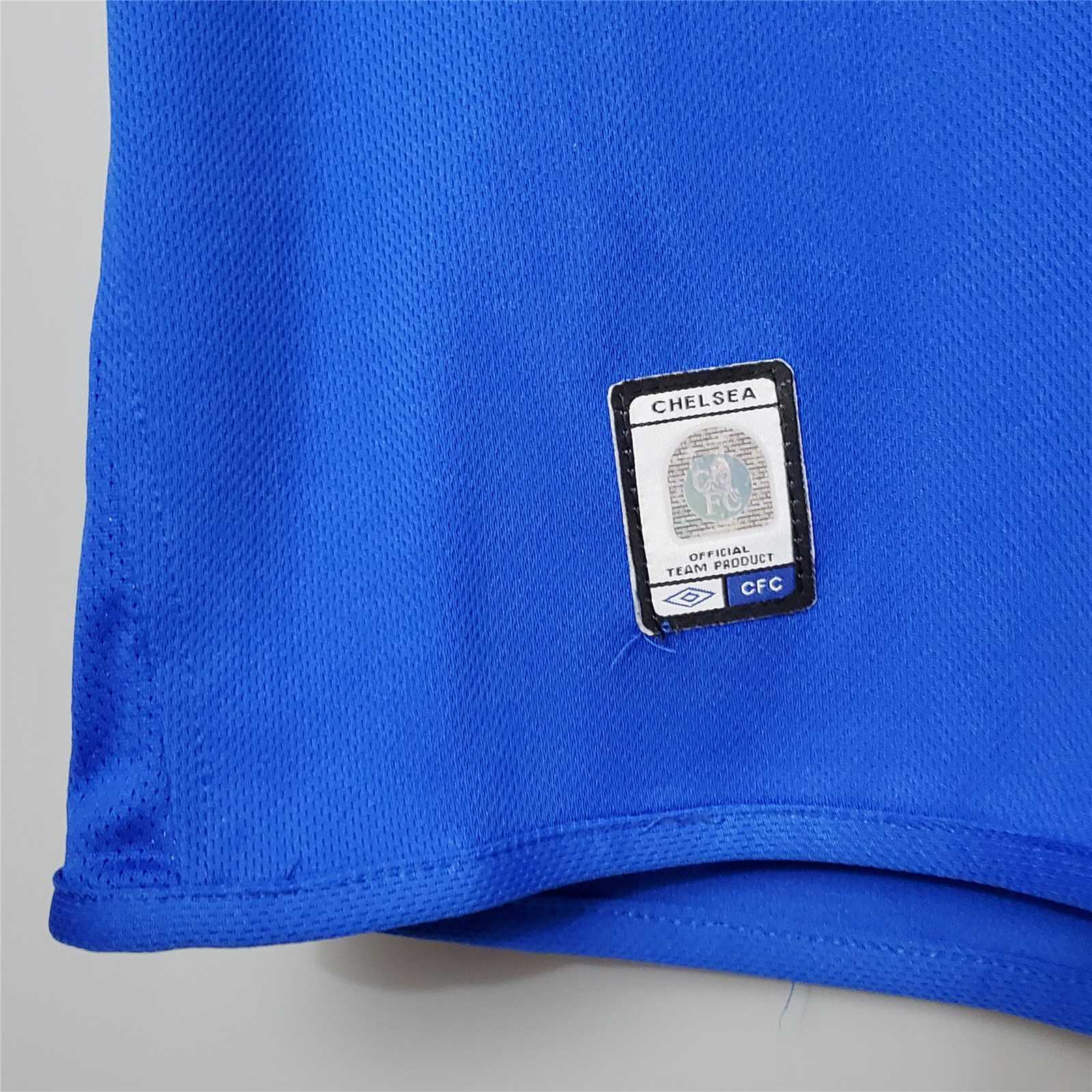 2003-05 Chelsea Home Retro Soccer Jersey - view 12
