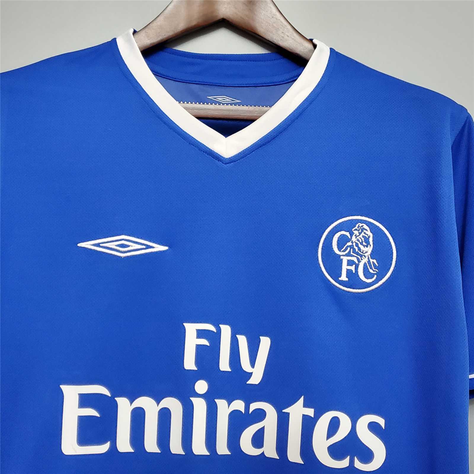 2003-05 Chelsea Home Retro Soccer Jersey - view 4