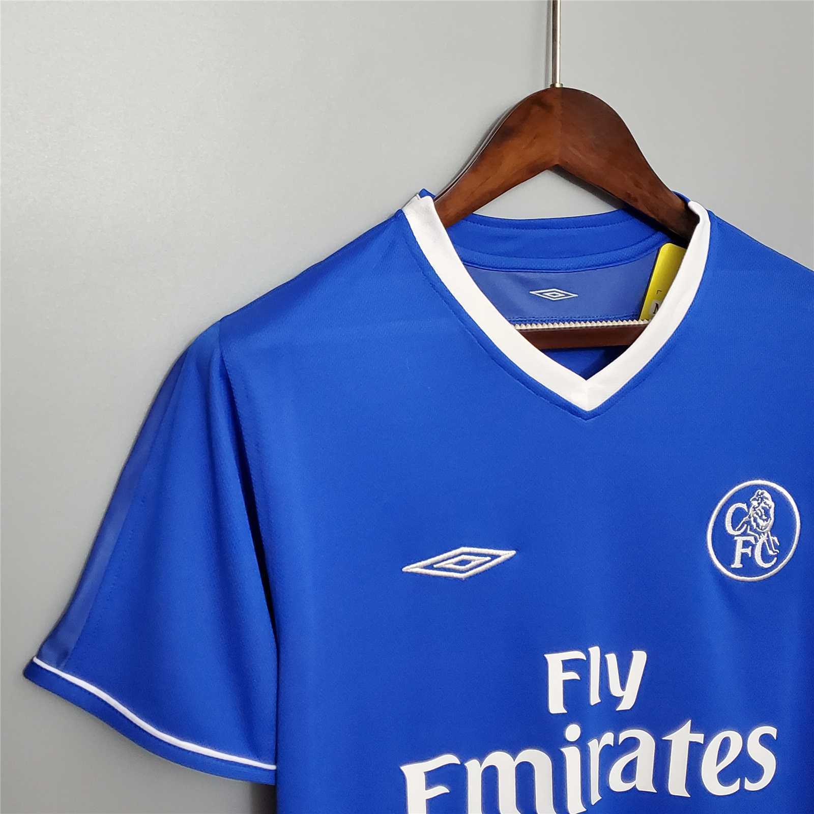 2003-05 Chelsea Home Retro Soccer Jersey - view 6