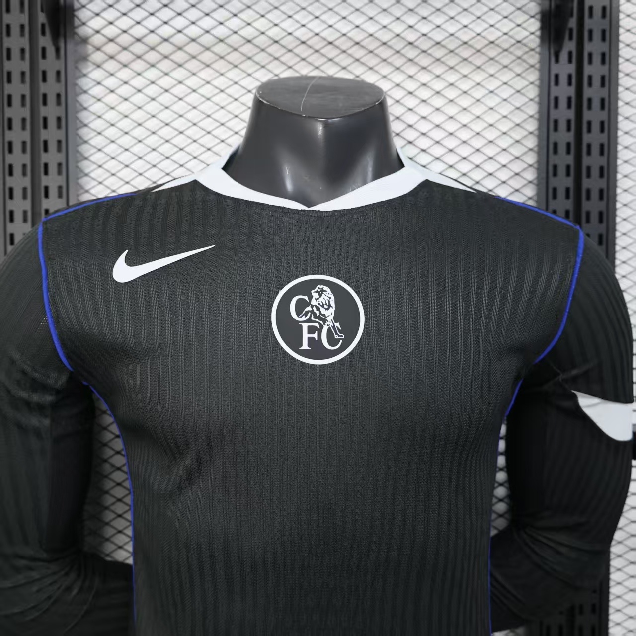 25-26 Chelsea Third Away Player Version Soccer Jersey Long Sleeve - view 4