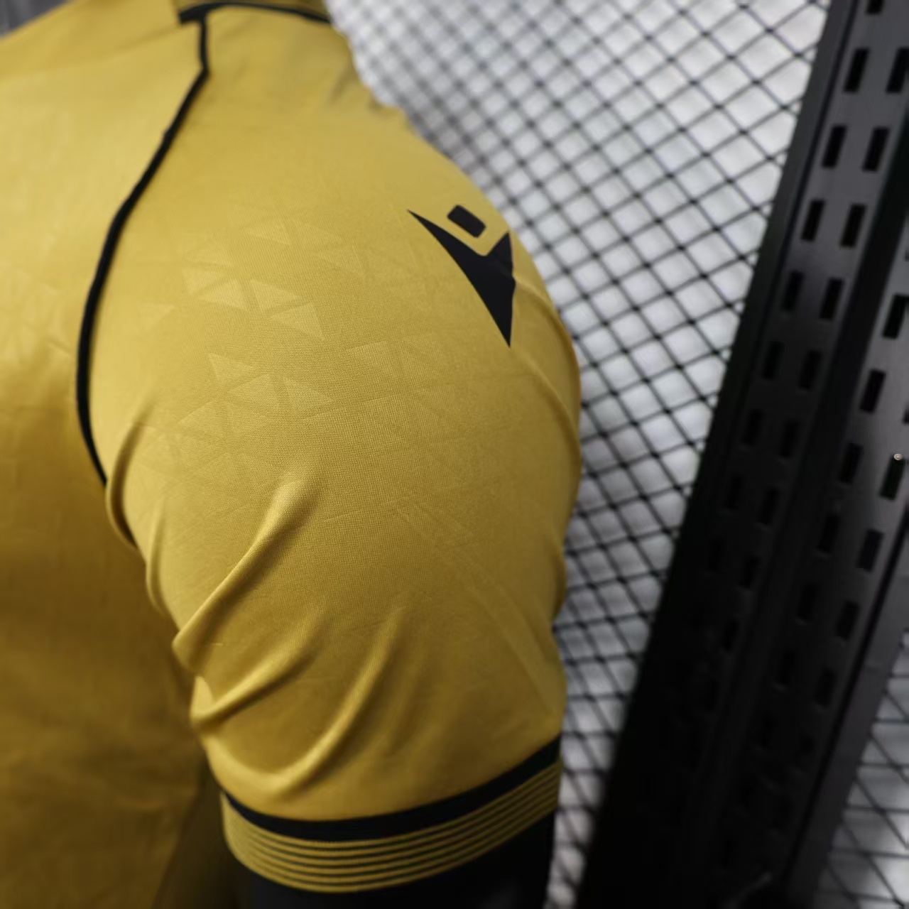 25-26 Crystal Palace Away Soccer Jersey Player Version - view 7