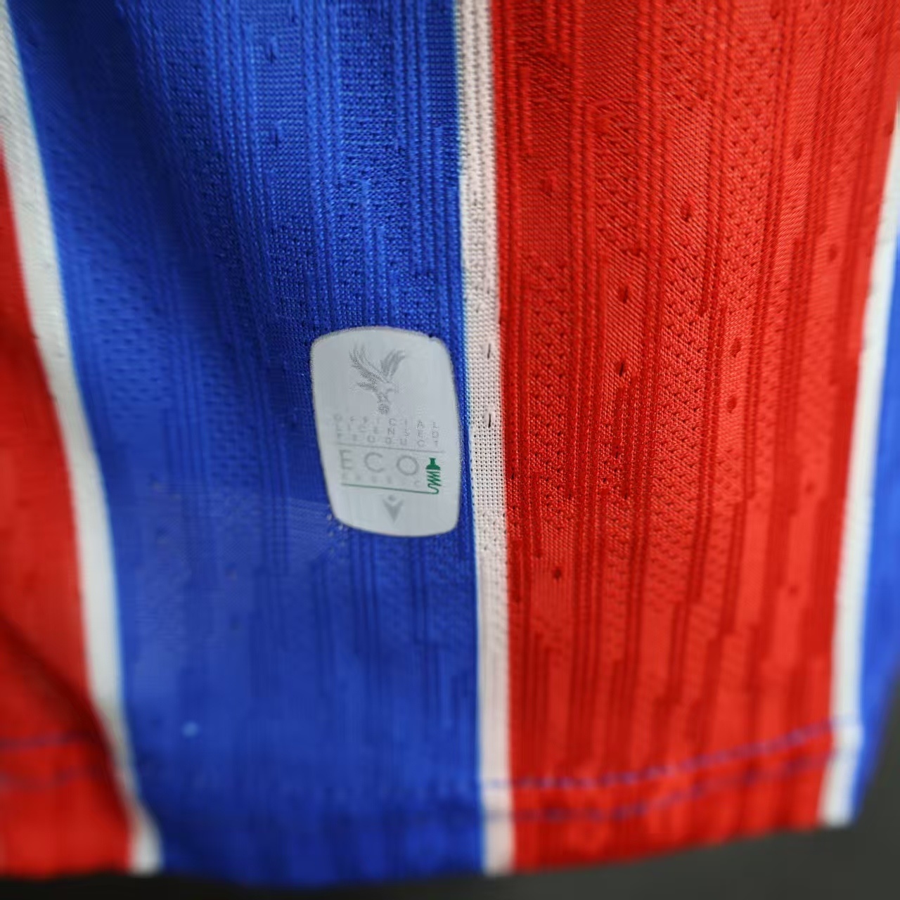 25-26 Crystal Palace Home Soccer Jersey Player Version - view 9