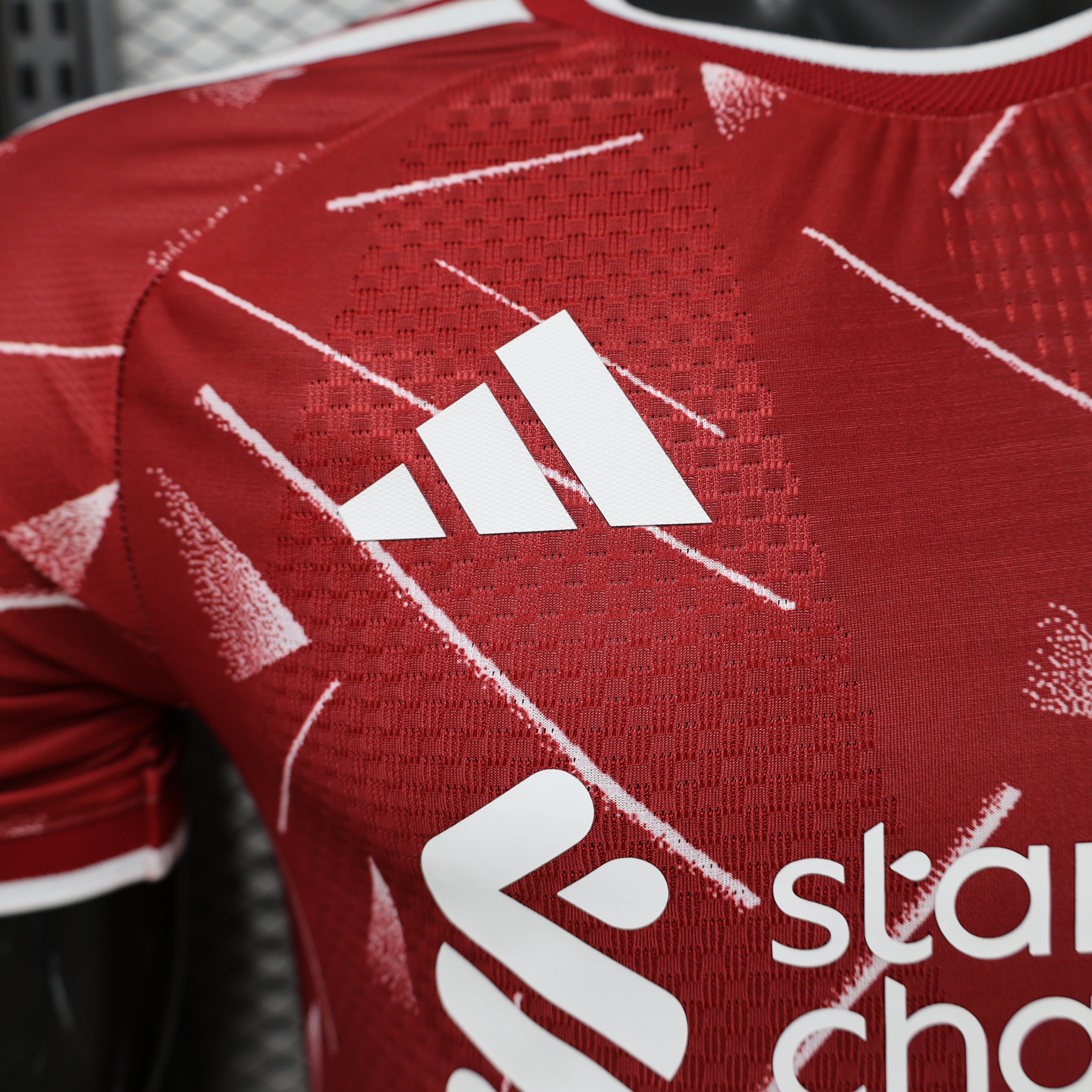 26-27 Liverpool Home Soccer Jersey Player Version - view 5