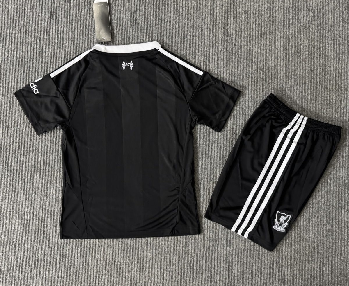 25-26 Liverpool Third Goalkeeper Kids Kit Jersey+Shorts - view 3