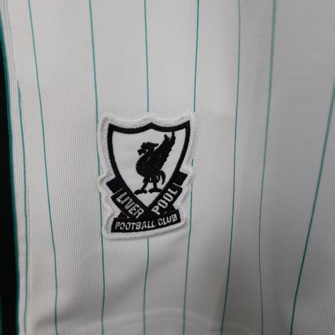 25-26 Liverpool Leisure Soccer Shorts Player Version White - view 4