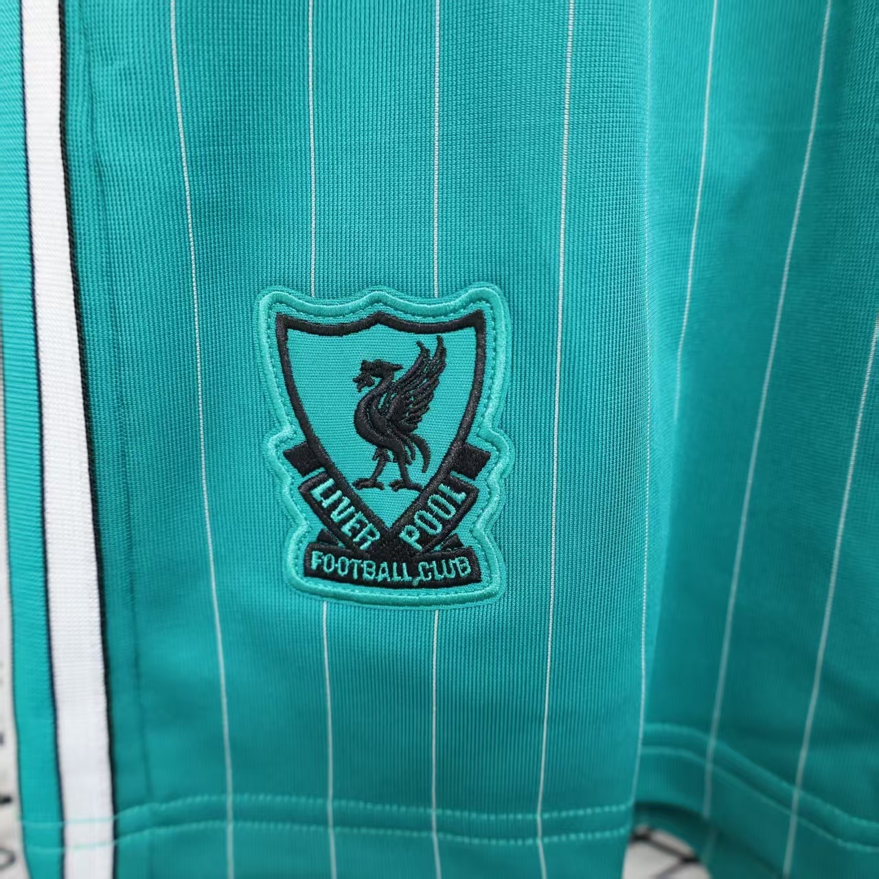 25-26 Liverpool Leisure Soccer Shorts Player Version - view 6