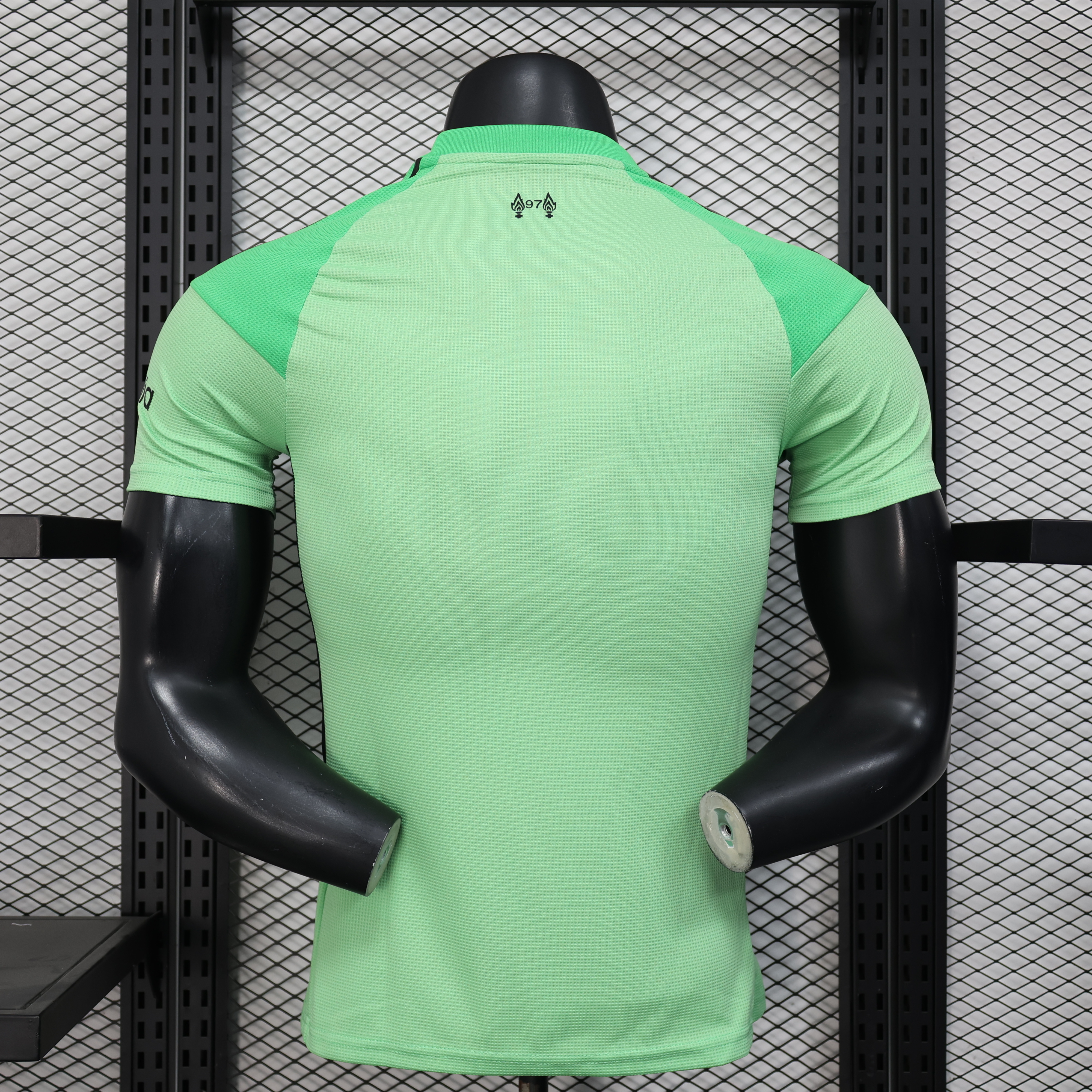 25-26 Liverpool Goalkeeper Green Soccer Jersey Player Version - view 3