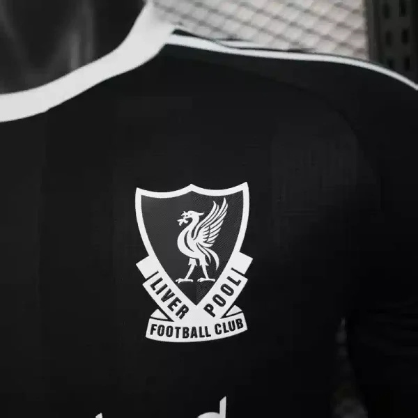 25-26 Liverpool Goalkeeper Black Soccer Jersey Player Version - view 5