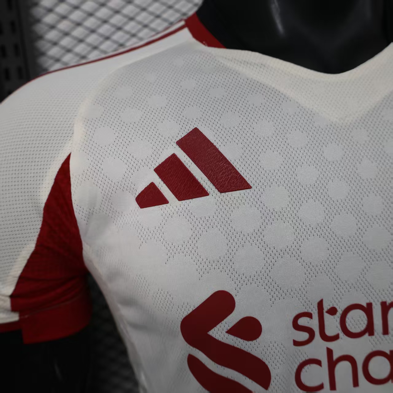 25-26 Liverpool Away Soccer Jersey Player Version - view 4