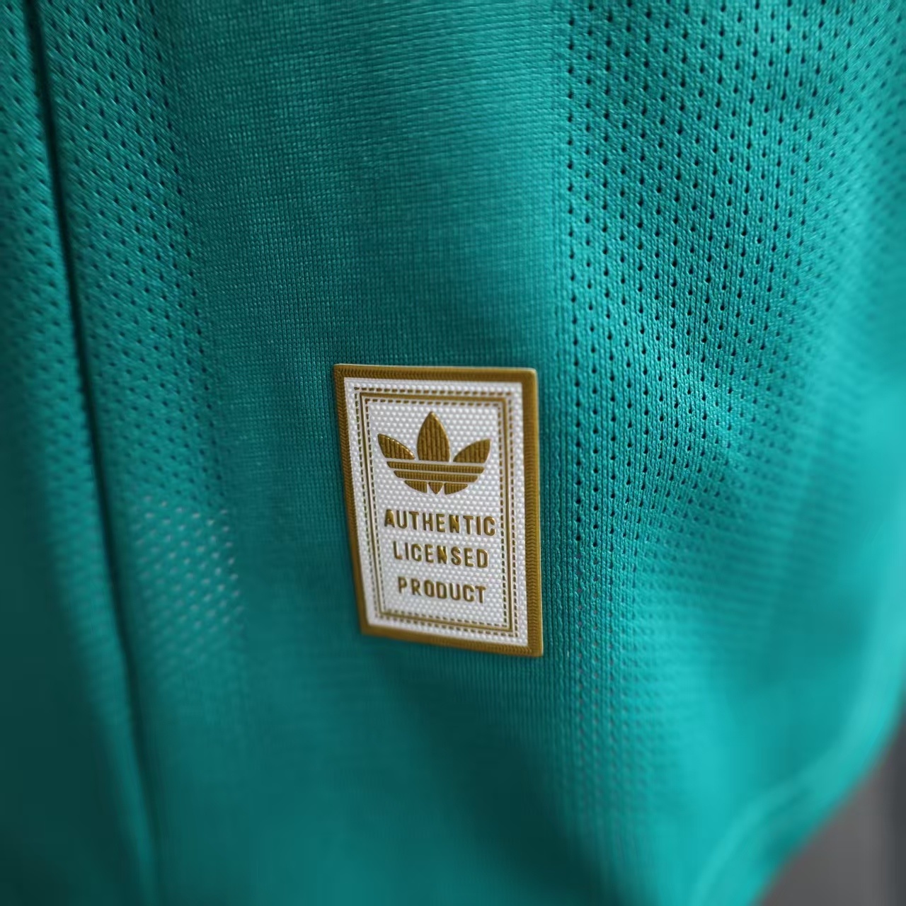 25-26 Liverpool Third Away Green Soccer Jersey - view 4