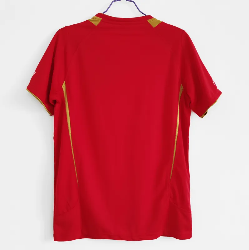 05-06 Liverpool Home Retro Jersey - view 3