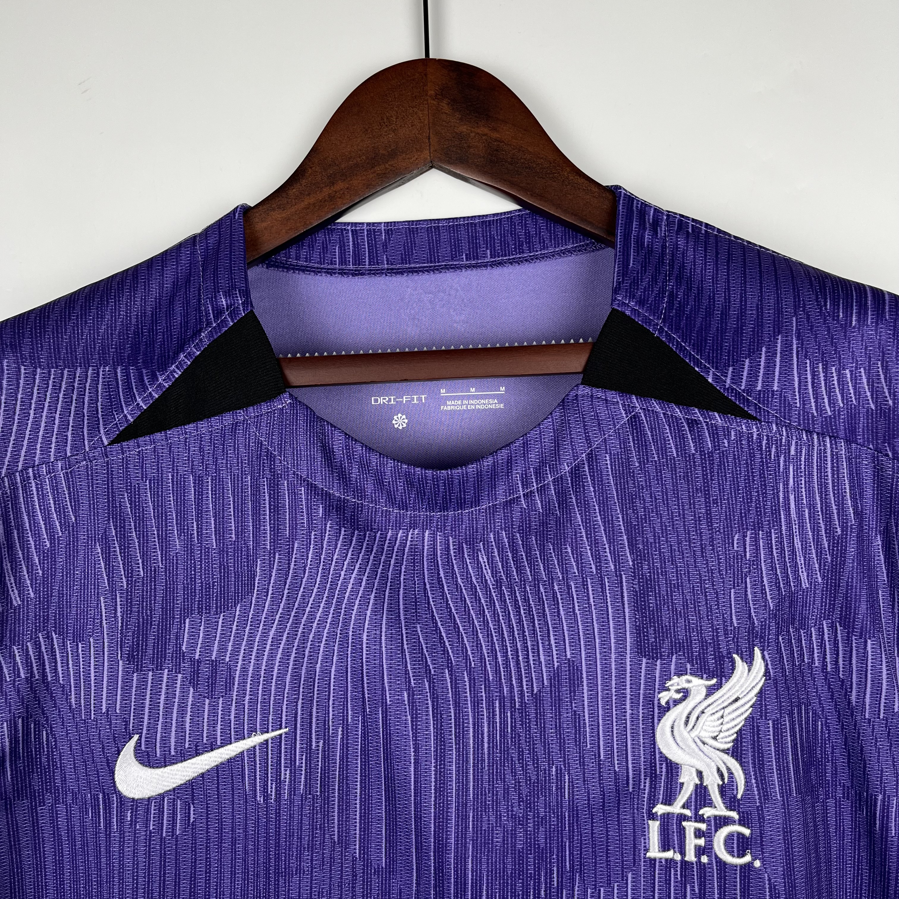 23-24 Liverpool Third Away Jersey Fan Version - view 7