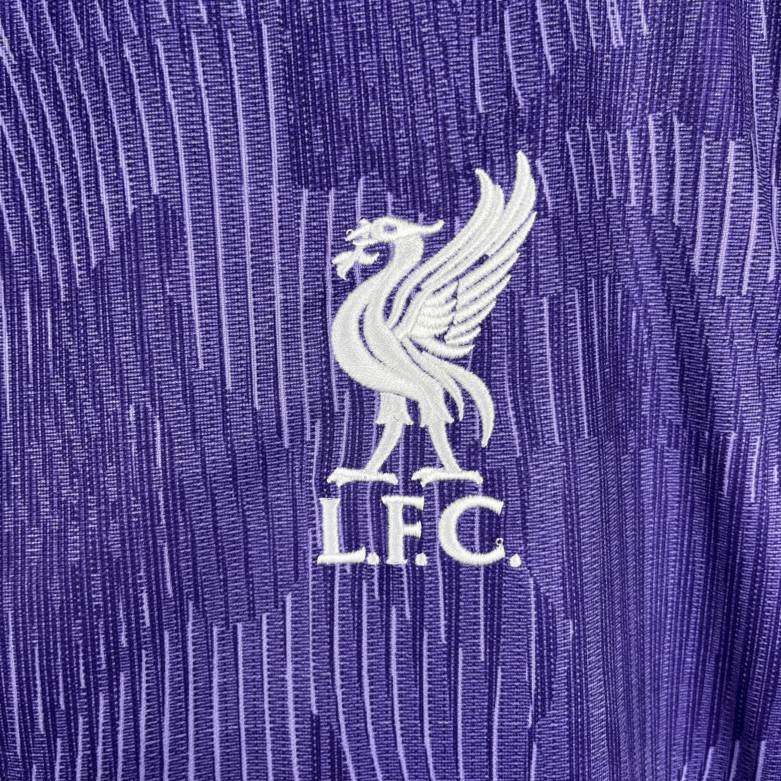 23-24 Liverpool Third Away Jersey Fan Version - view 10