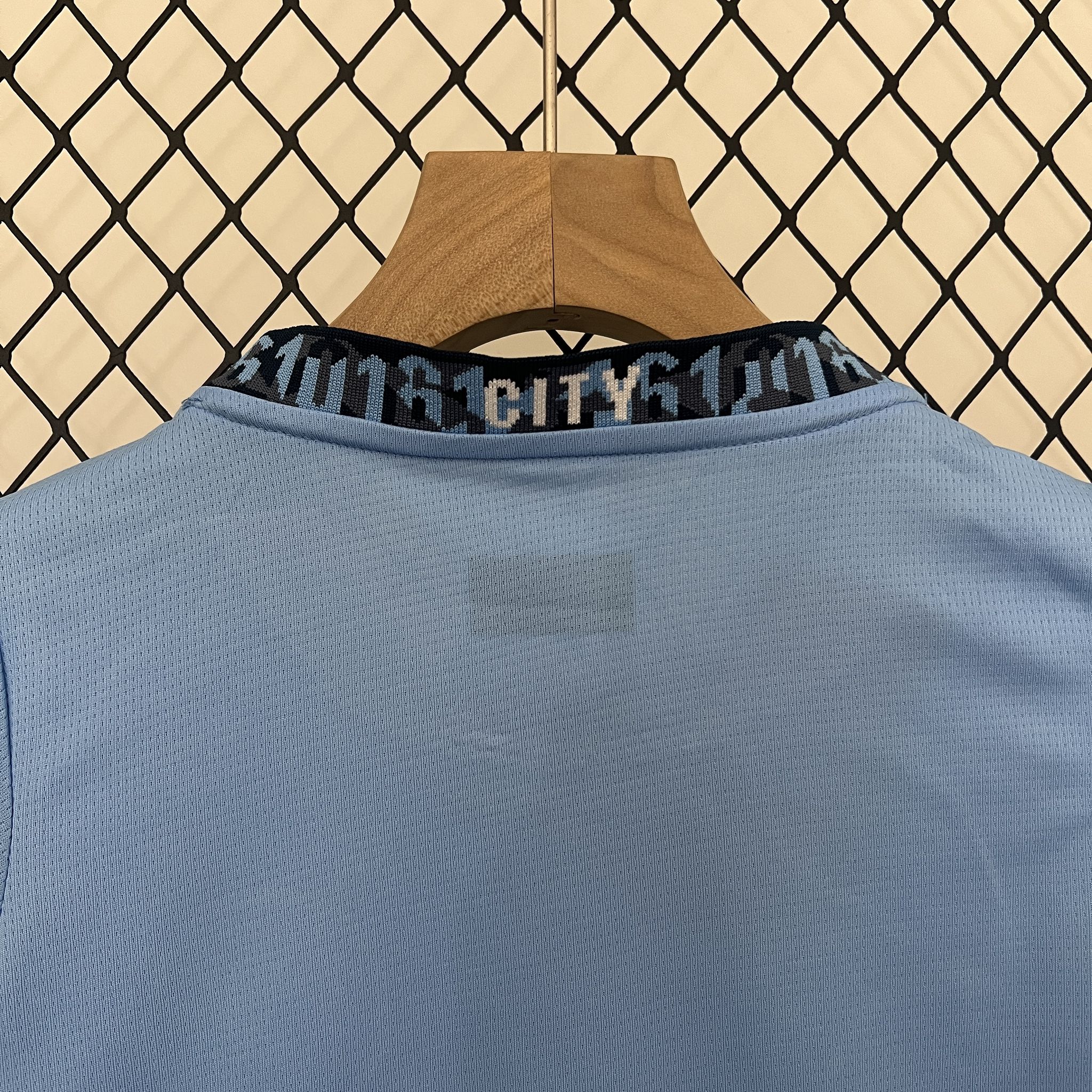 24-25 Manchester City Home Kids Kit  Jersey+Shorts - view 4