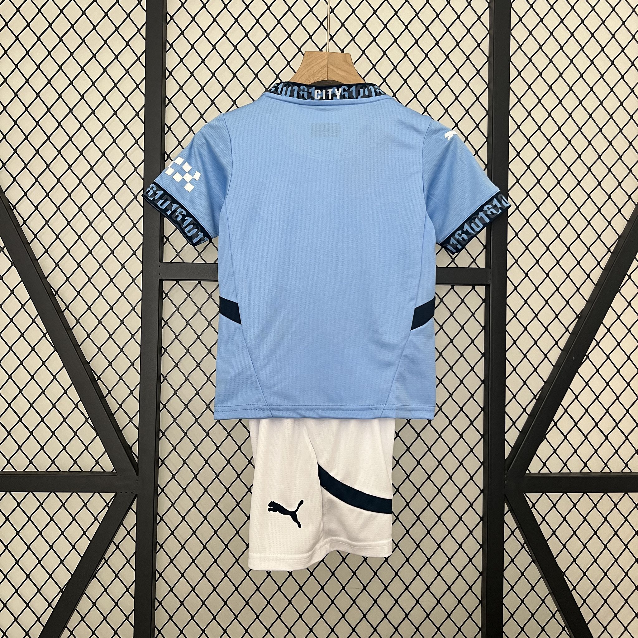24-25 Manchester City Home Kids Kit  Jersey+Shorts - view 9