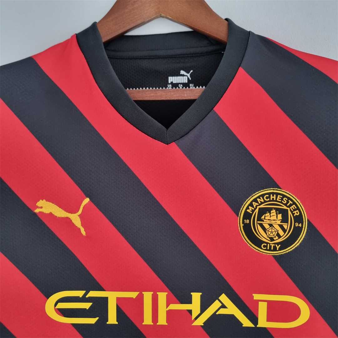 22-23 Manchester City Away Jersey - view 4