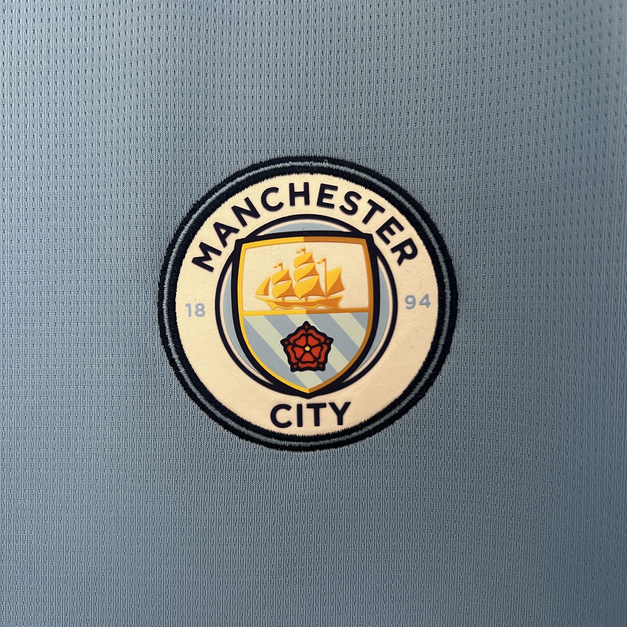 24-25 Manchester City Home Jersey - view 3