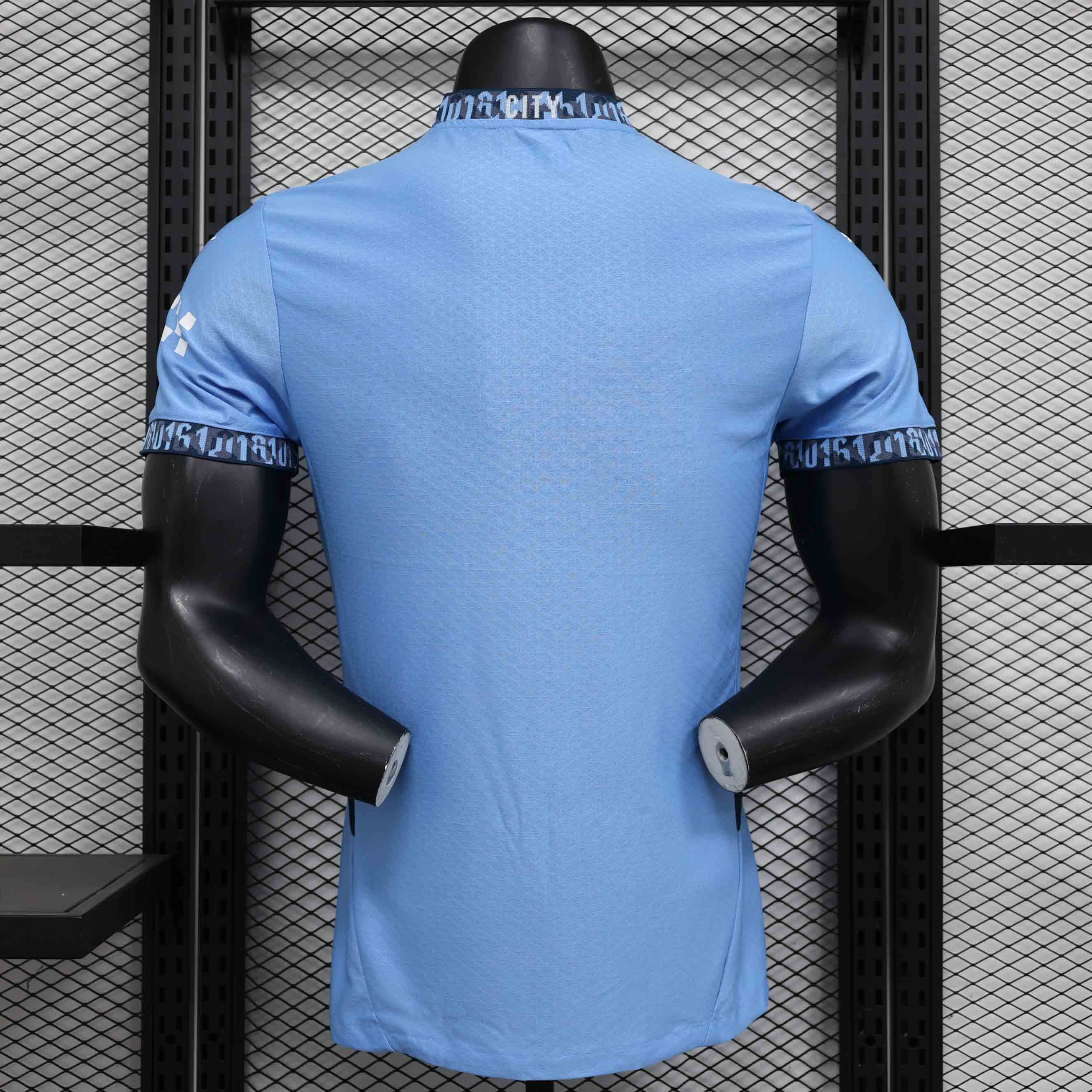 24-25 Manchester City Home Player Version - view 3