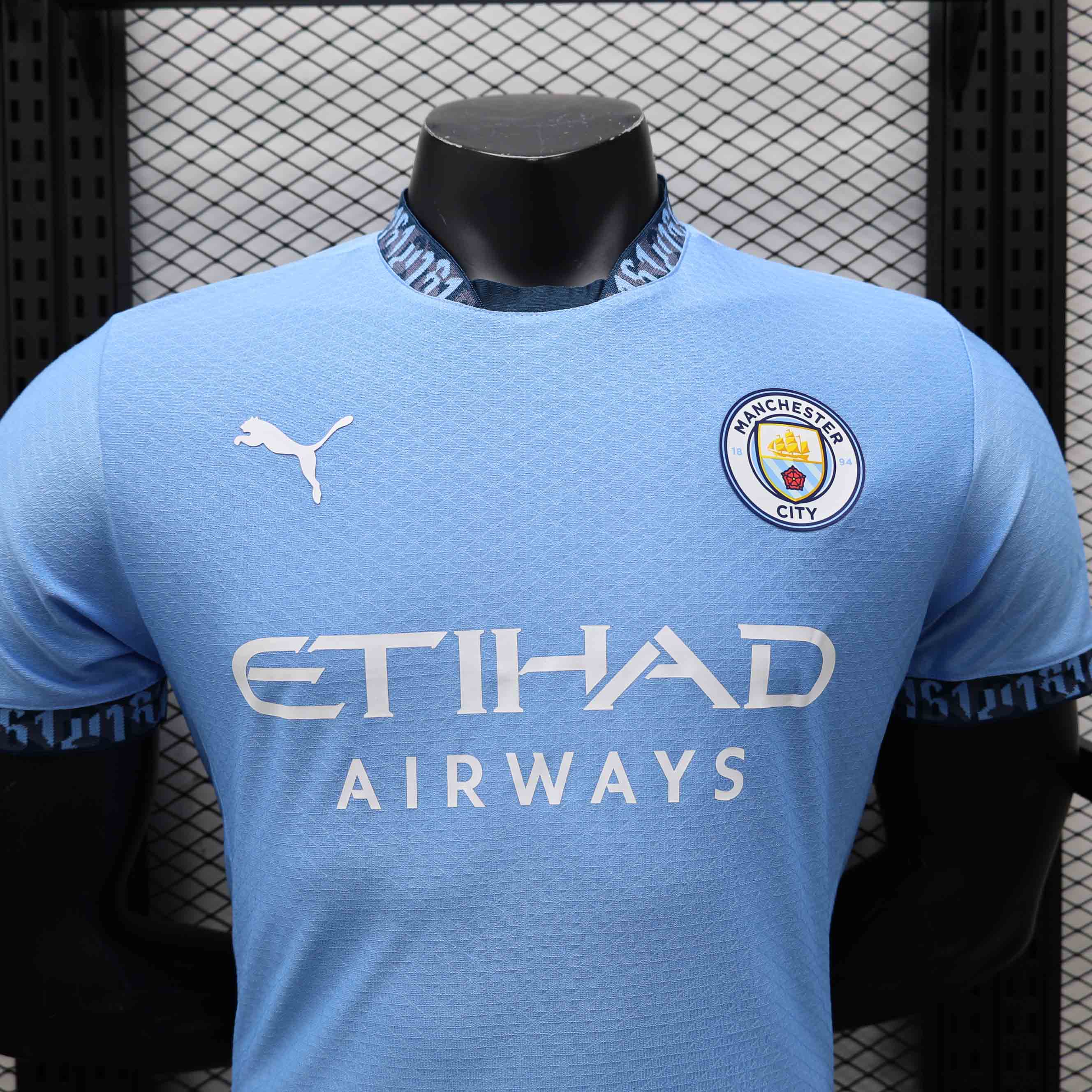 24-25 Manchester City Home Player Version - view 7