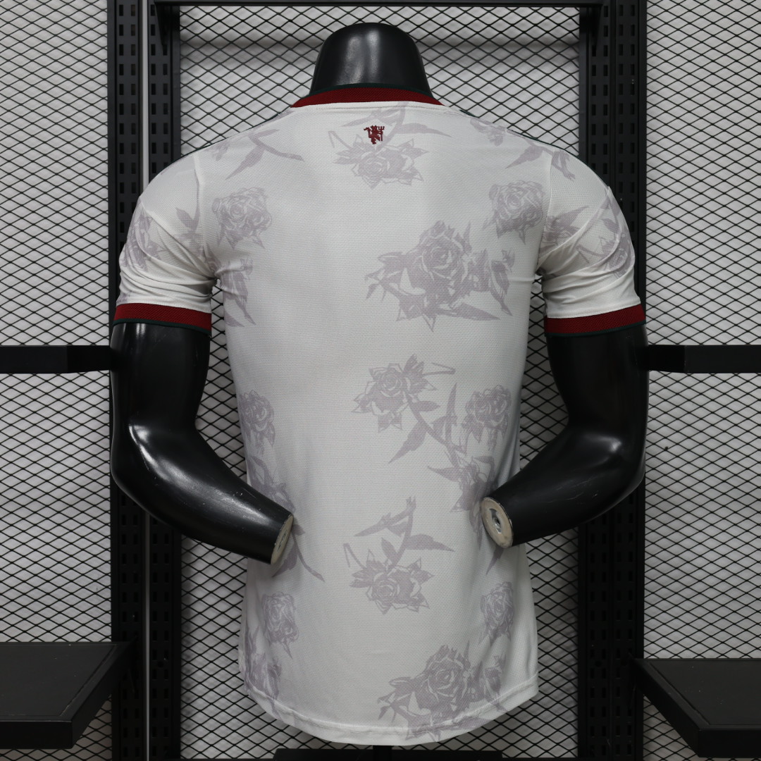 26-27 Manchester United Special Soccer Jersey - view 3