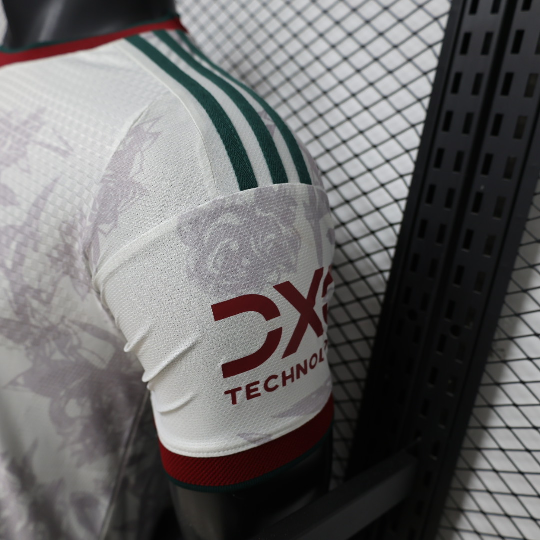 26-27 Manchester United Special Soccer Jersey - view 5