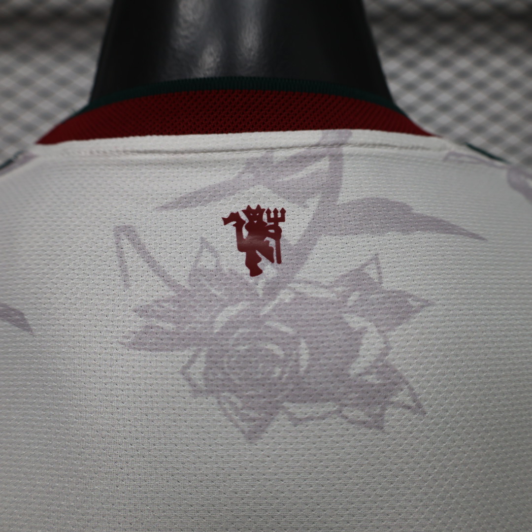 26-27 Manchester United Special Soccer Jersey - view 9