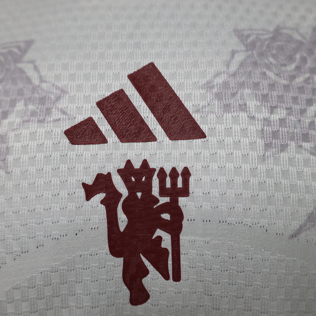 26-27 Manchester United Special Soccer Jersey - view 11