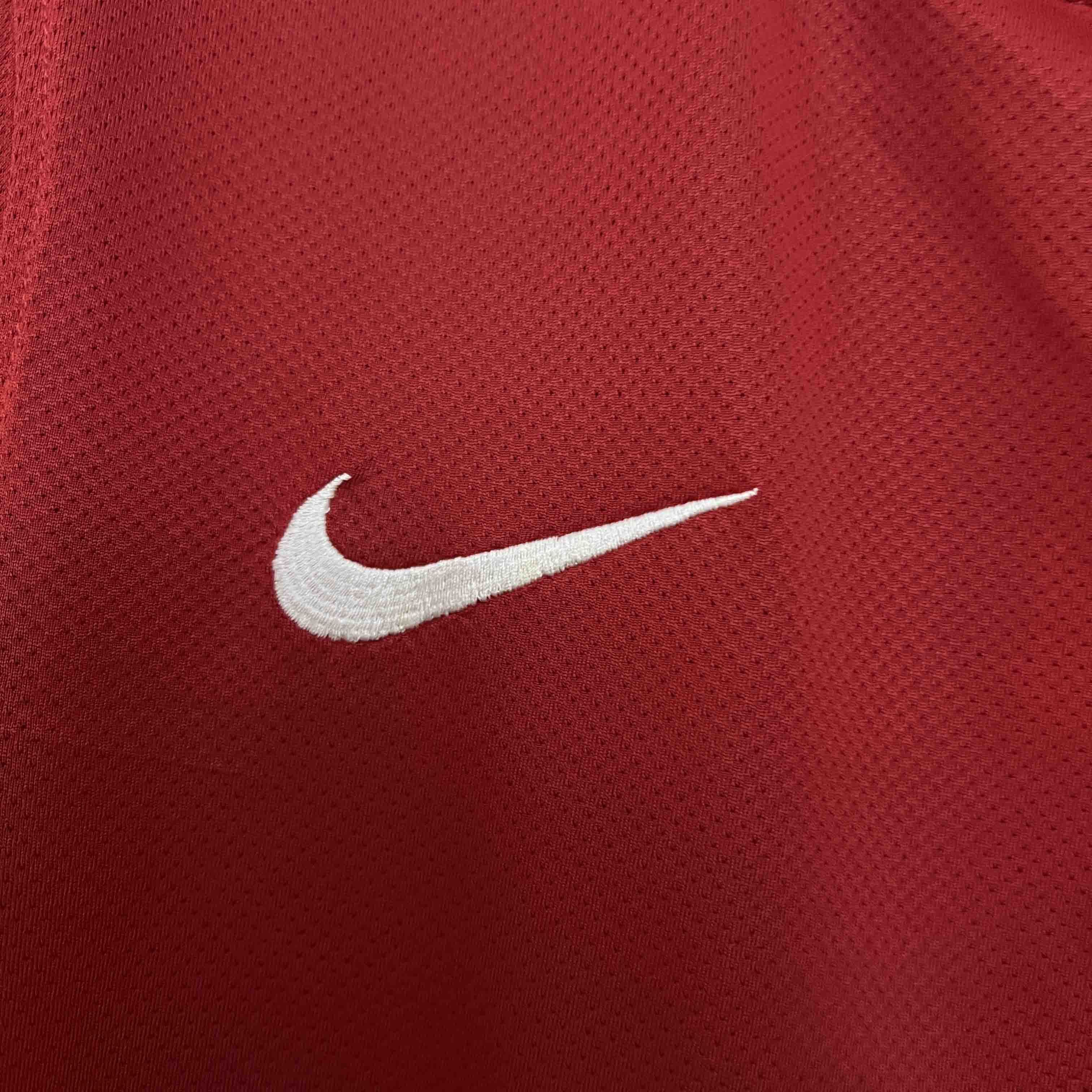 11-12 Manchester United Home Retro Jersey - view 6