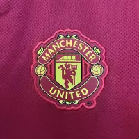 11-12 Manchester United Home Retro Jersey - view 4