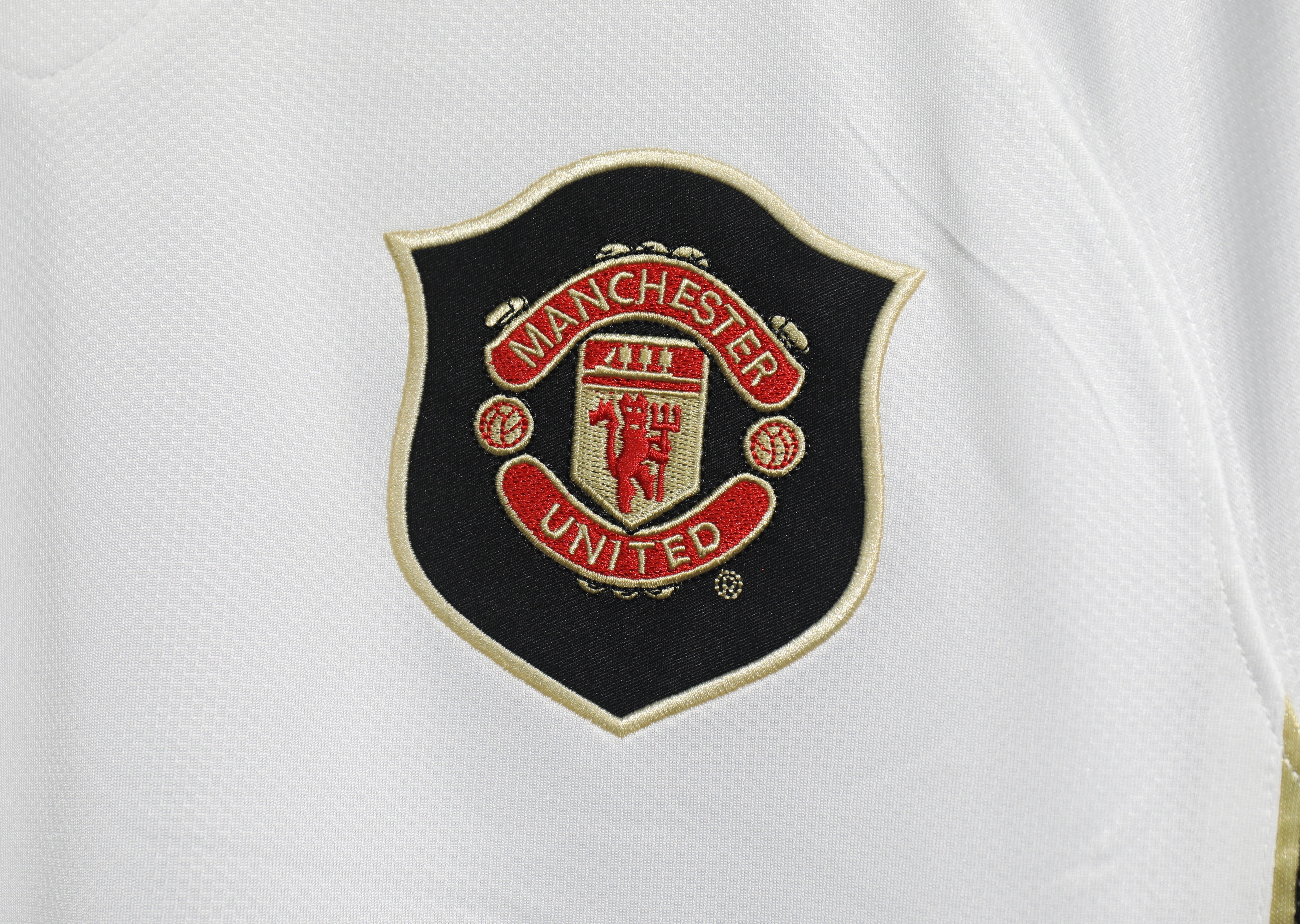 2006-07 Manchester United Home Retro Soccer Jersey Player Edition - view 10