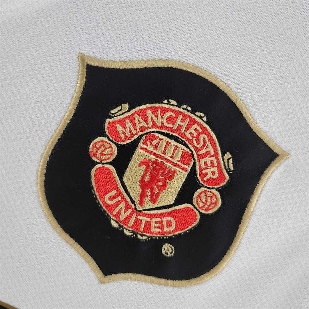 2006-07 Manchester United Home Retro Soccer Jersey - view 4