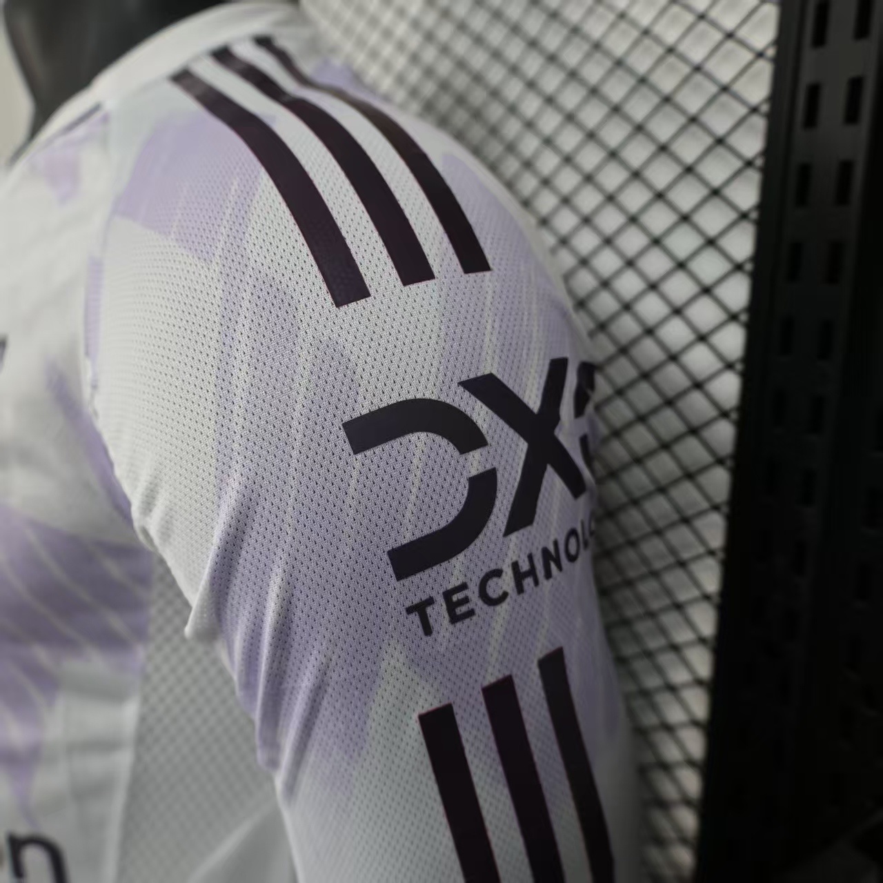25-26 Manchester United Away Soccer Jersey Long Sleeve - view 7