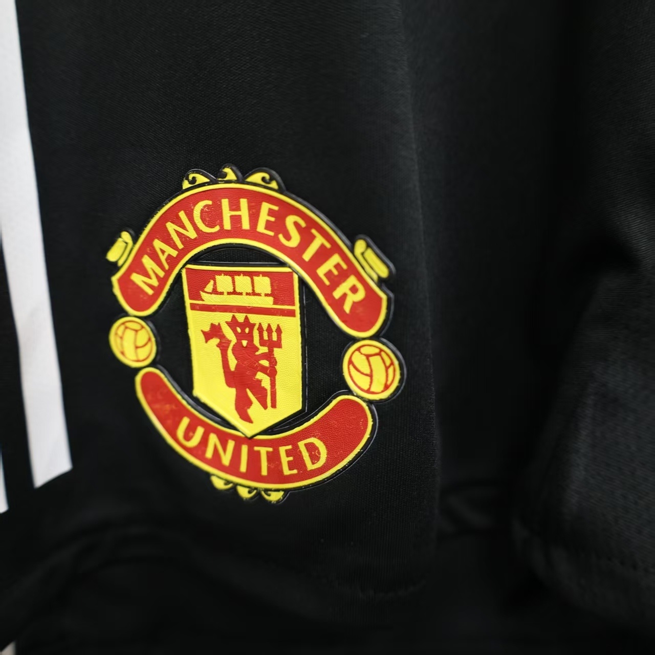 25-26 Manchester United Away Shorts Player Version - view 5