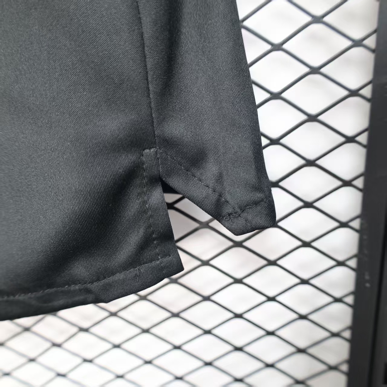 25-26 Manchester United Away Shorts Player Version - view 6