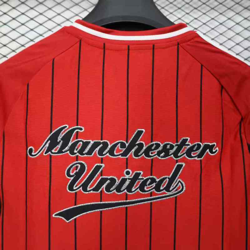 25-26 Manchester United Red Baseball Soccer Jersey - view 6