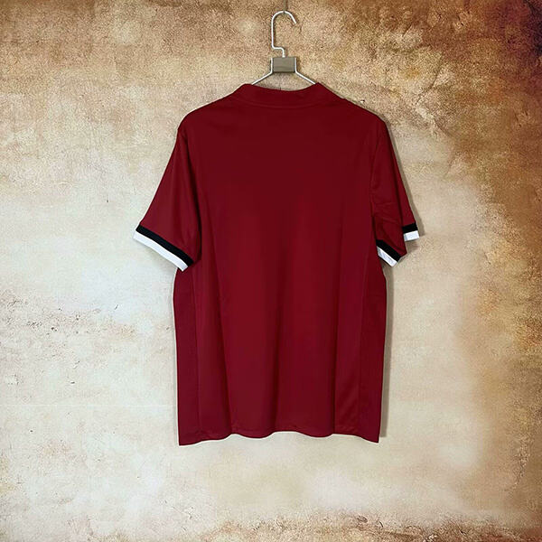 17-18 Manchester United Home Retro Jersey - view 3