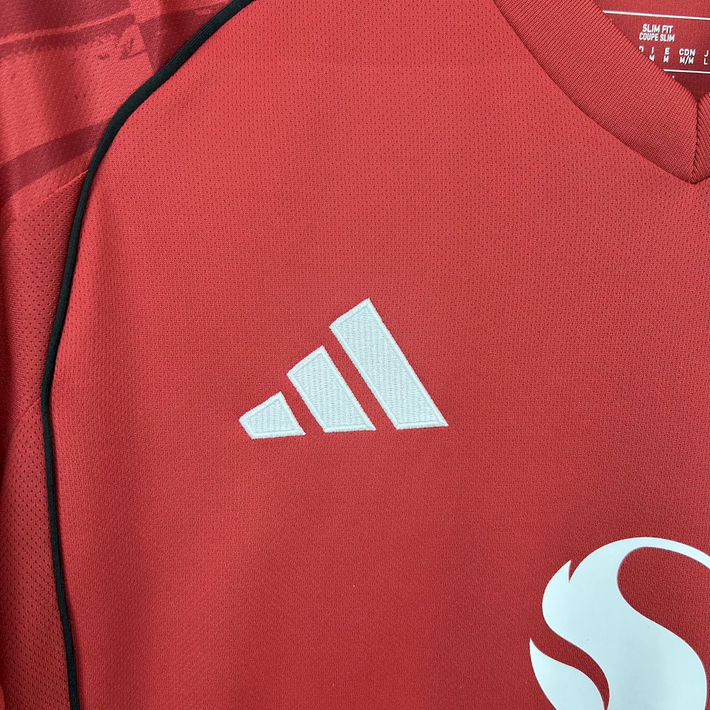 25-26 Manchester United Home Soccer Jersey - view 8