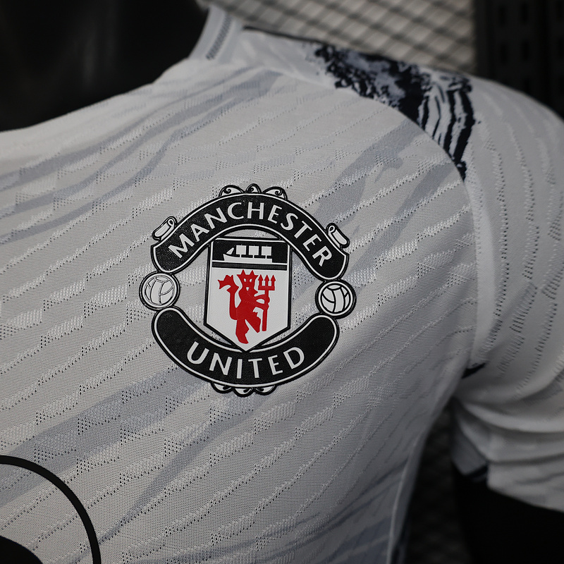 25-26 Manchester United White Special Player Version - view 6