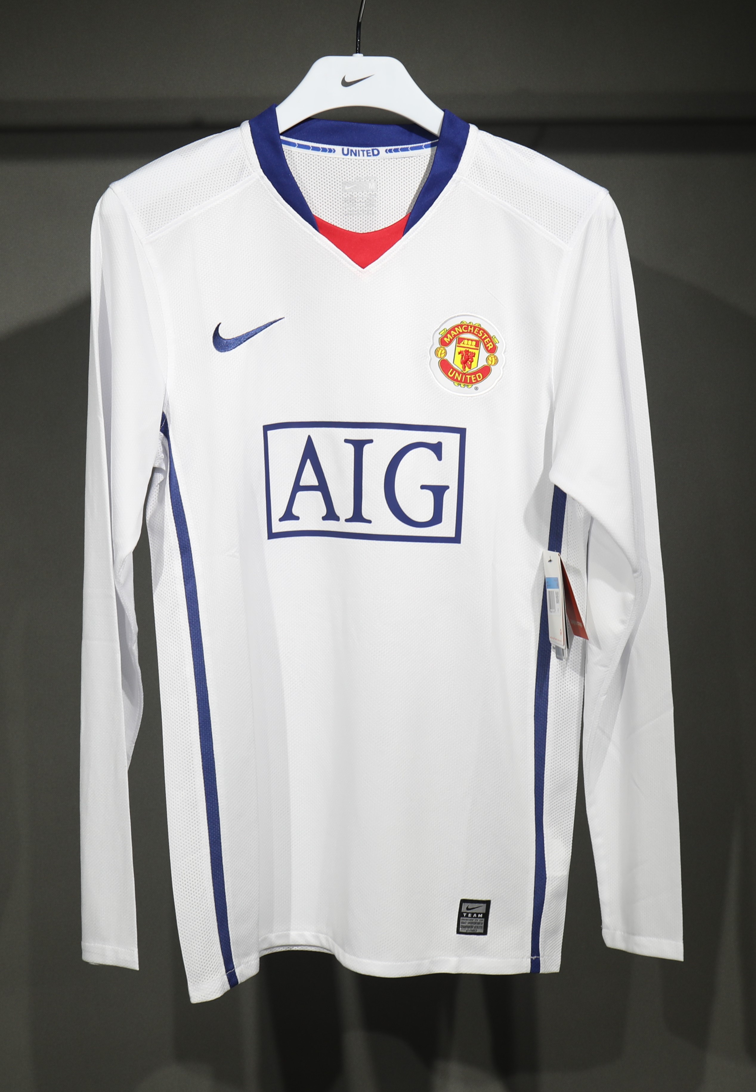 08-09 Manchester United Away Retro Jersey Player Edtion - view 15