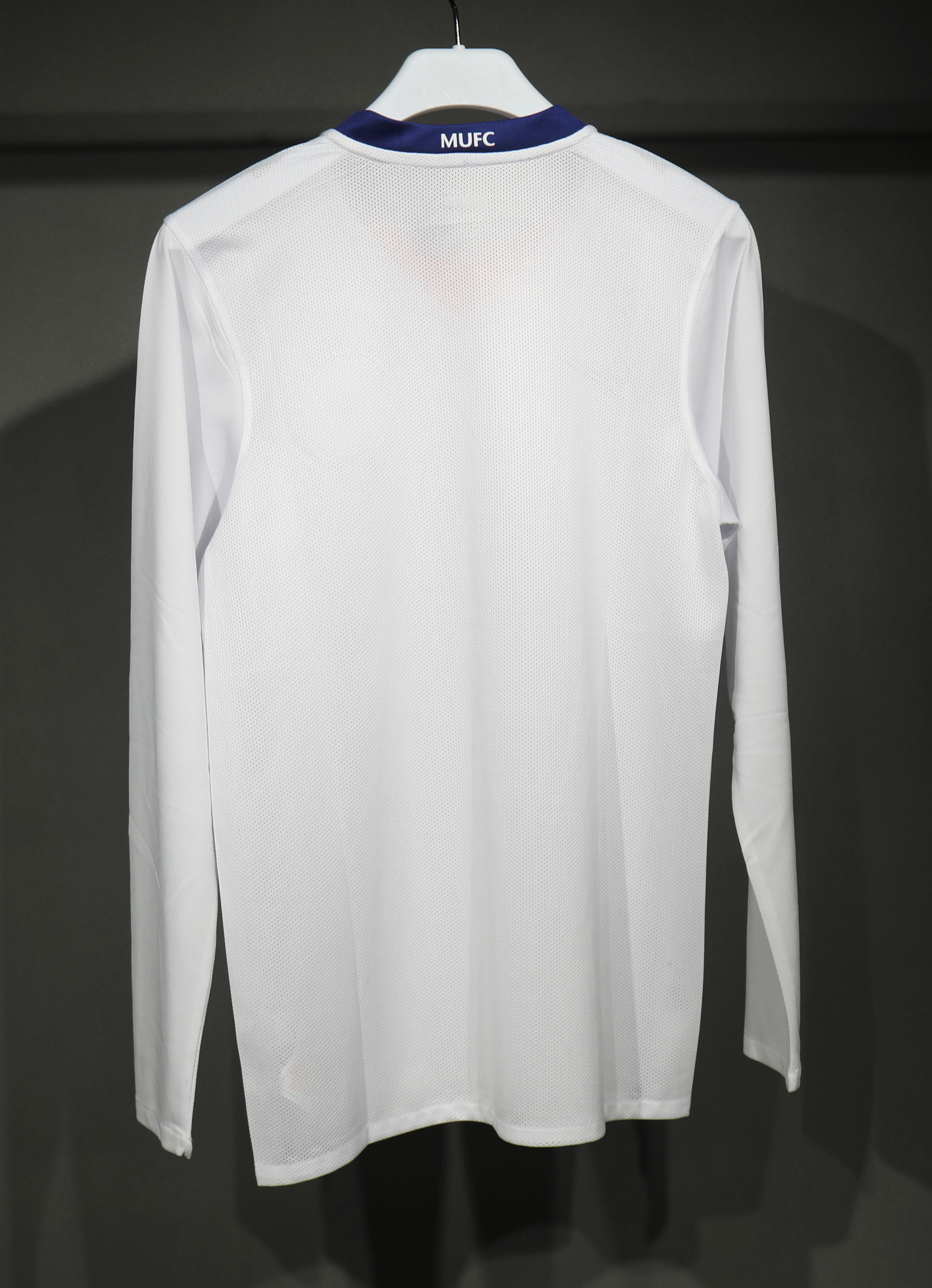 08-09 Manchester United Away Retro Jersey Player Edtion - view 10