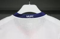 08-09 Manchester United Away Retro Jersey Player Edtion - view 11