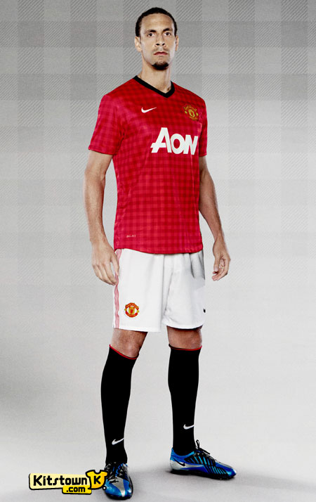 12-13 Manchester United Home Retro Jersey Player Edtion - view 22